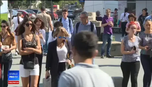 Sindicaliştii ameninţă cu proteste: Guvernul îi transformă pe angajaţi în cobai