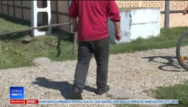 A invitat acasă o tânără cunoscută pe Internet, iar ea l-a jefuit