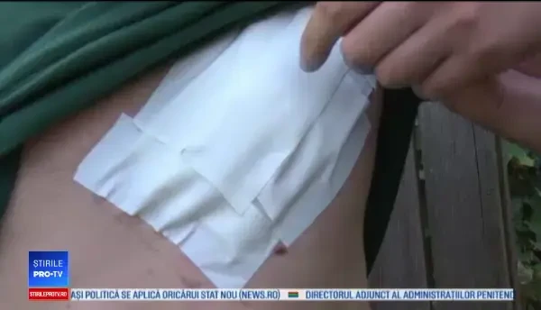 Şi-a înjunghiat fiul pentru că acesta îşi apăra bunica