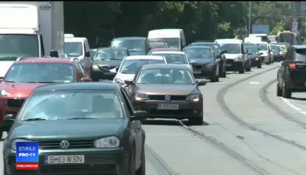 Capitala, condamnată la aglomerație. De ce nu este aplicat planul de restricții pentru parcare în centru