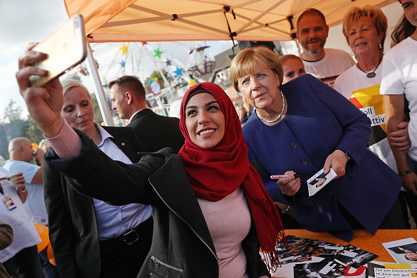 Merkel, ţinta simpatizanţilor dreptei naţionaliste. ”Dă impresia că ar controla totul, dar este fals”