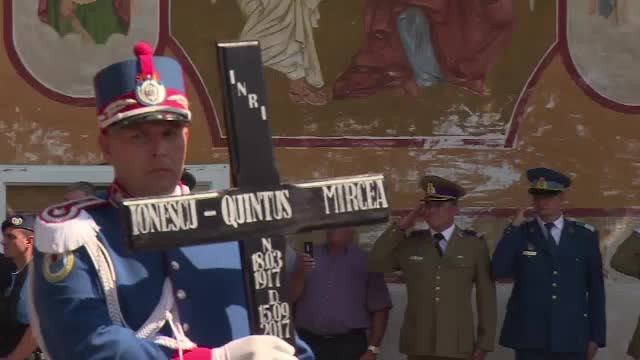 Mircea Ionescu-Quintus, înmormântat la Ploieşti cu onoruri militare