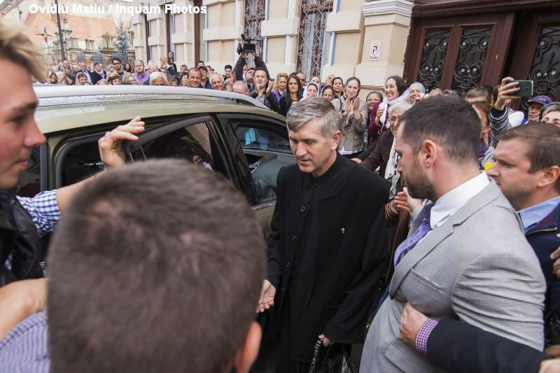 De ce a fost destituit, de fapt, Cristian Pomohaci din preoție. Mitropolia a făcut publice motivele