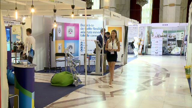 Ofertele furnizorilor de electricitate pentru a atrage 7 milioane de contracte