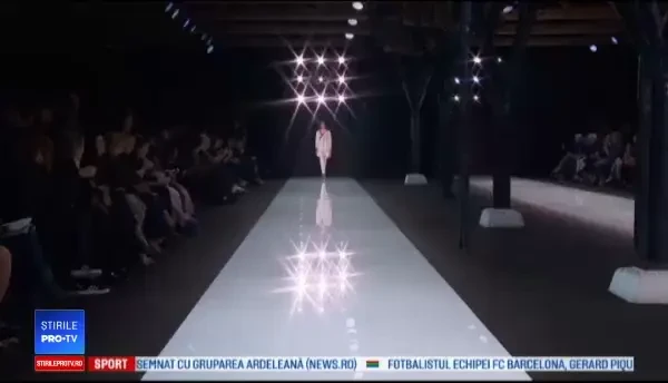 Ce se va purta în vara lui 2018. Propunerile lui Giorgio Armani și Donatella Versace