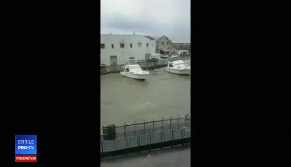 Uraganul Maria a devastat zona Caraibelor. Vântul a atins 260 de km/h