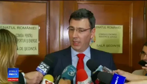 Guvernul vrea să îi oblige prin lege pe angajatorii din mediul privat să nu scadă salariile brute
