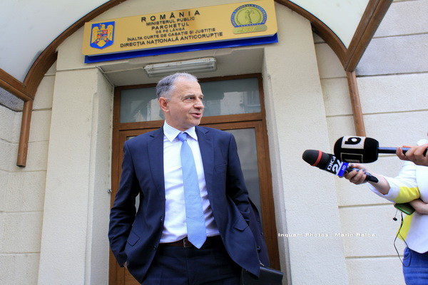 Geoană și Vanghelie la tribunal. Fostul președinte al PSD nici măcar nu s-a uitat la "bunul” său prieten