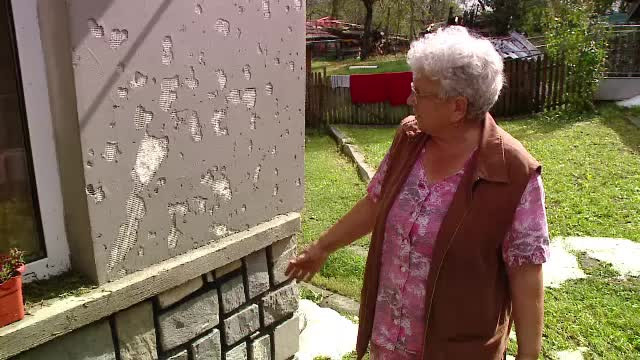 Furtuni şi devastare în toată ţara. La Târgu Jiu au pornit sirenele