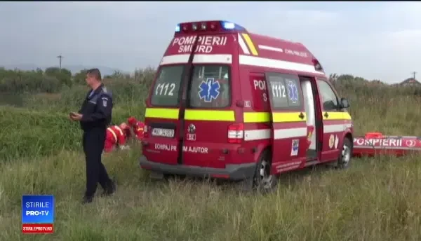 După ce și-a incendiat gospodăria, un bărbat din Bacău s-a sinucis