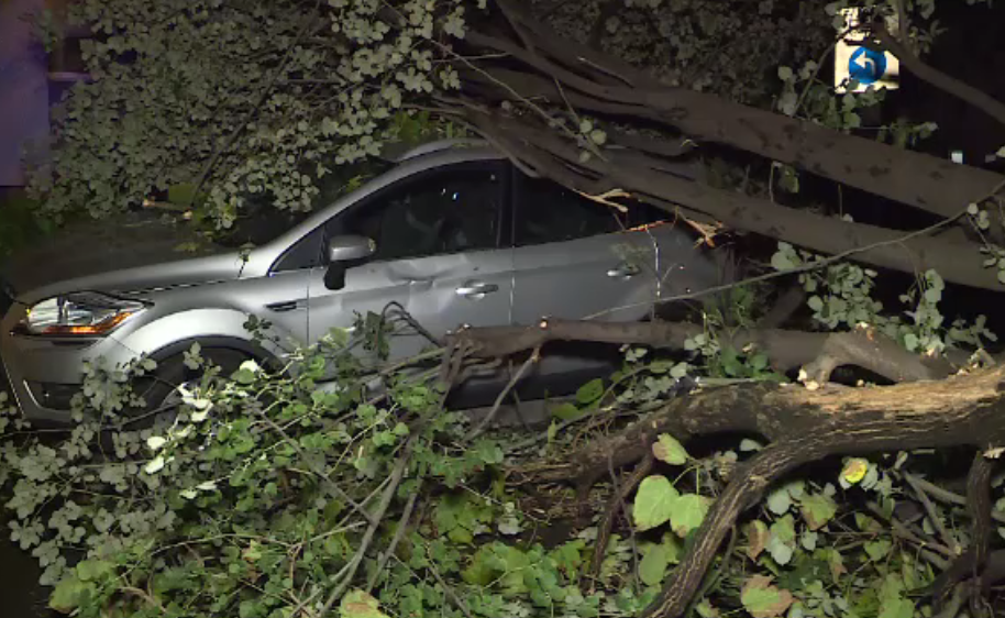 Filmul furtunii din Capitală. Haos în trafic, apoi un oraș pustiu