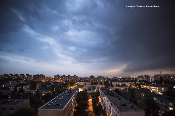 Cod Portocaliu de ninsori şi ploi. Vremea se schimbă radical de sâmbătă