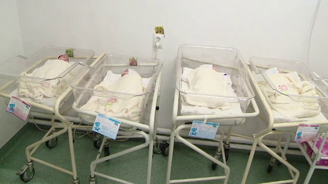 Surpriză pentru o tânără din Iași care a mers la spital să nască. ”Credeam ca sunt numai 2”