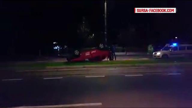 Carambol pe o stradă în Craiova. Cum au ajuns să se ciocnească trei mașini