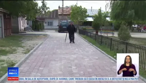 Două femei lăsate fără bijuterii prin metoda