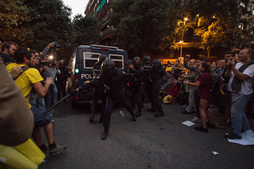Spania, la un pas să se rupă în două. Protestele continuă în Catalonia