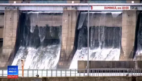 Cum s-au stors miliarde de euro de la cea mai valoroasă companie a României