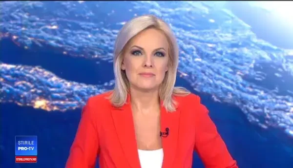 5 topmodele de aur au defilat pe podiumul de la Milano