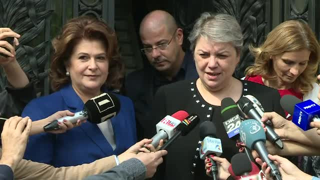 Sevil Shhaideh şi Rovana Plumb