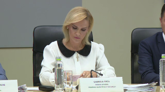 Primăria Capitalei a hotărât anularea organizării târgului de Crăciun, în Piața George Enescu