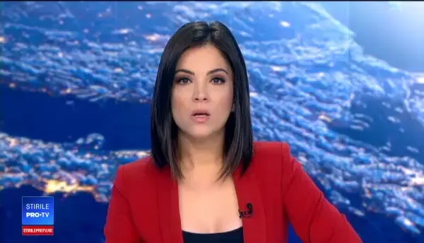 Un şofer a intrat cu maşina în vitrina unei bijuterii, în Arad