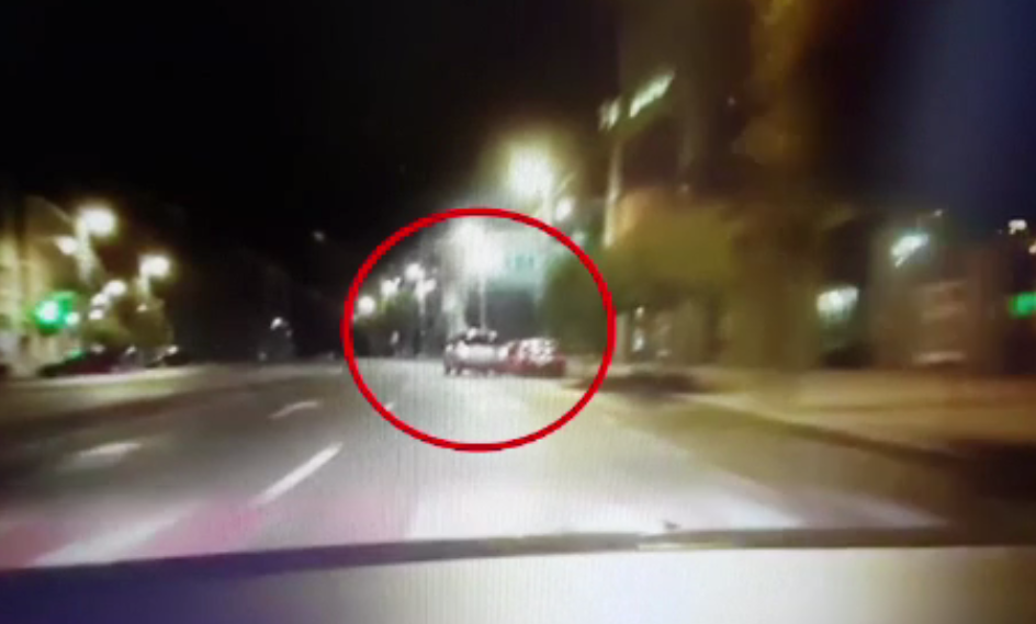 Un șofer din Târgu Mureș a lovit 10 mașini parcate. Imaginile filmate de o cameră de bord