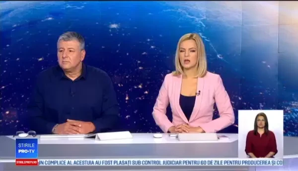 Un autobuz din SUA, la un pas de o tragedie după ce a fost lovit de o mașină