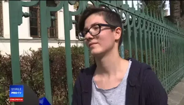 Premieră în învățământul românesc. Ce prevede legea manualului școlar