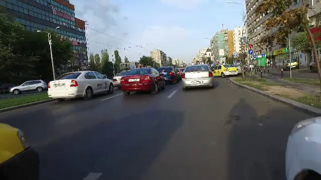 Cum se calculează noua taxă auto pregătită de Guvern. Şoferii români plătesc tot mai mult de la an la an