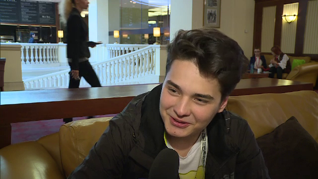 Vedetele internetului rom&acirc;nesc. Cu c&acirc;t sunt plătite o poză pe Instagram și un check-in pe Facebook