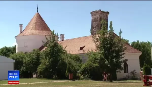 Castelul Banffy, reabilitat cu 20 de milioane de lei