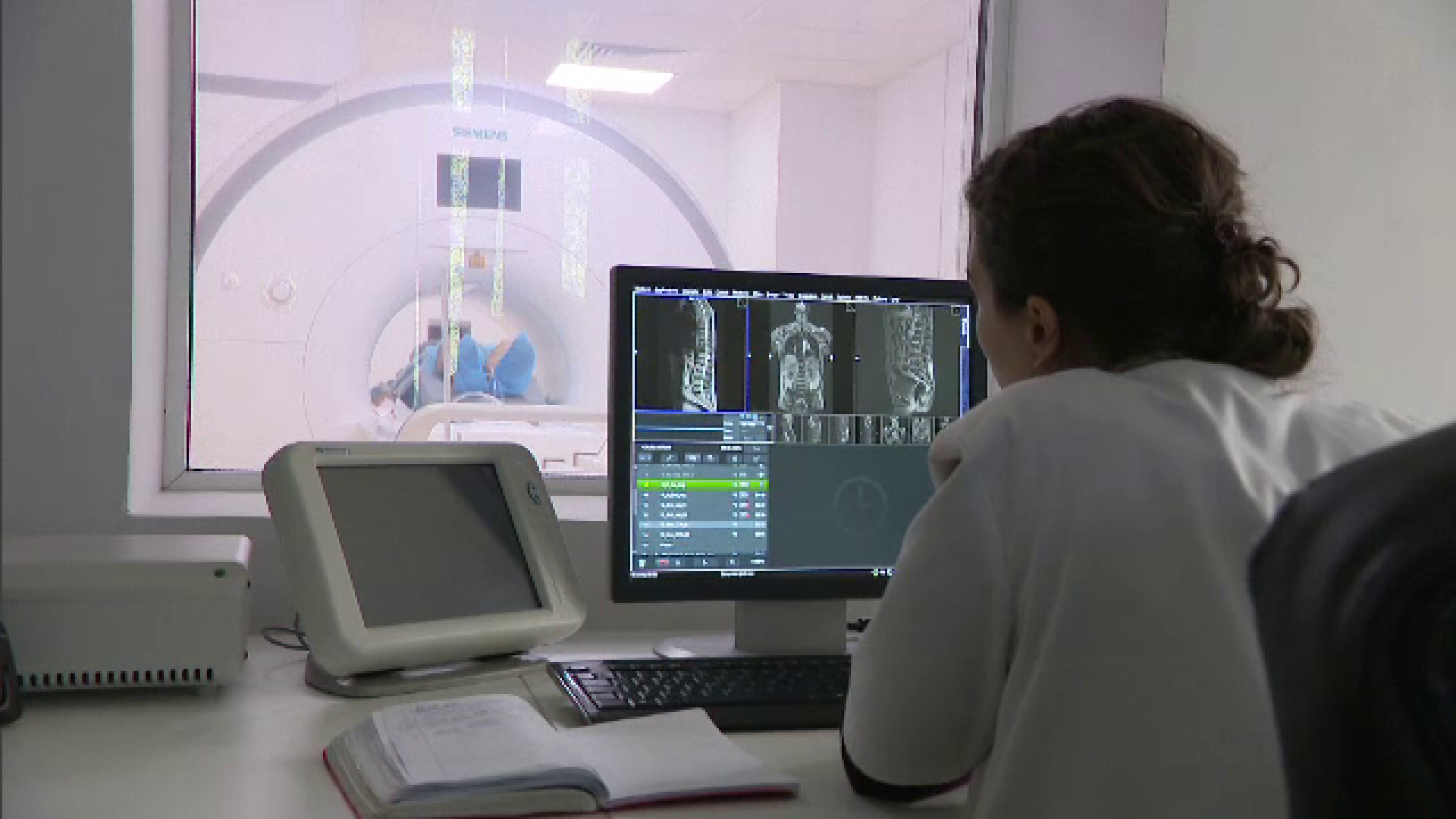 Institutul Fundeni din Capitală, ţintă unor hackeri, care au blocat zeci de mii de radiografii şi investigaţii RMN
