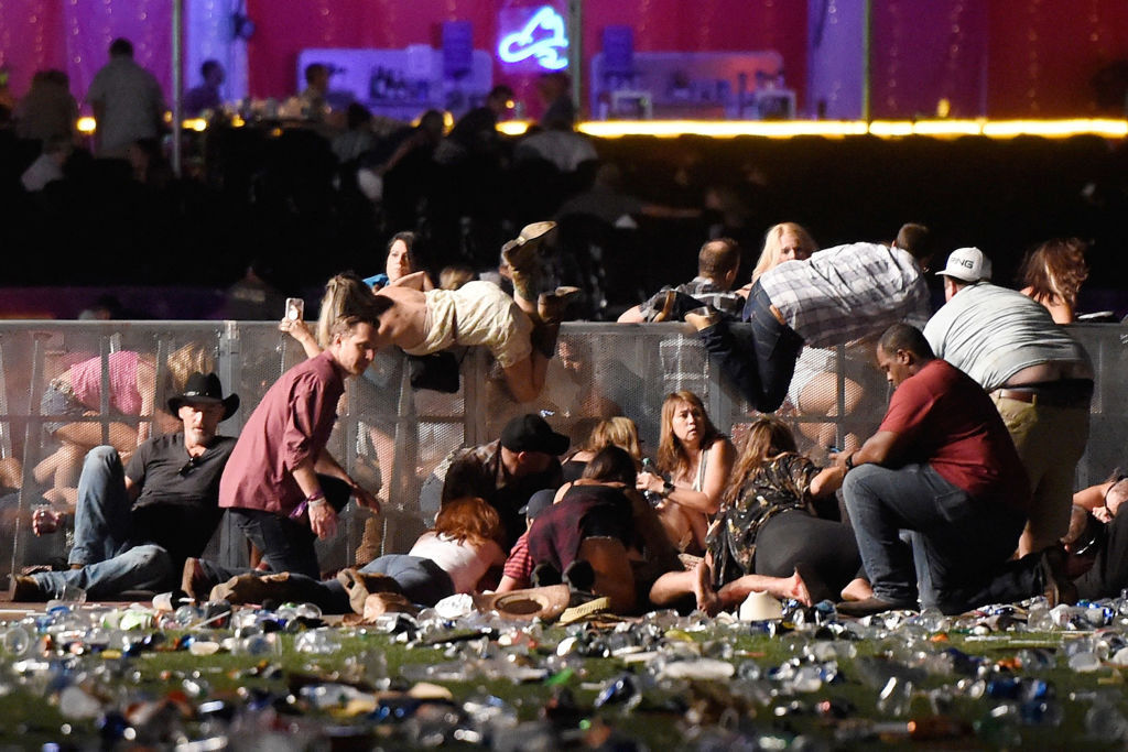 CRONOLOGIA atacului armat de la Las Vegas: Zece minute de carnagiu