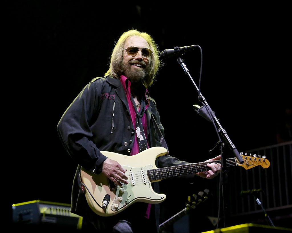 Cântăreţul Tom Petty a murit la spital. Medicii l-au deconectat de la aparate