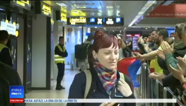 Echipa României la Jocurile Invictus, primită spectaculos pe Aeroportul Otopeni