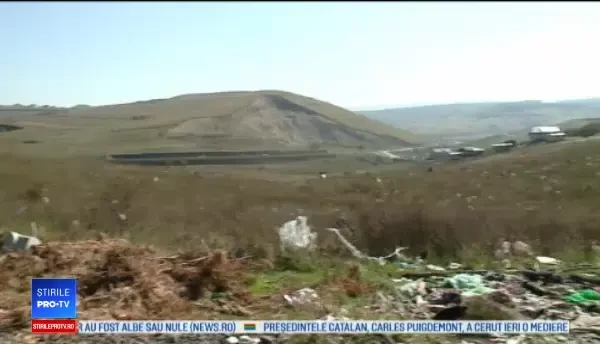 Groapa de la Pata Rât, bombă ecologică. Resturile toxice au luat-o la vale