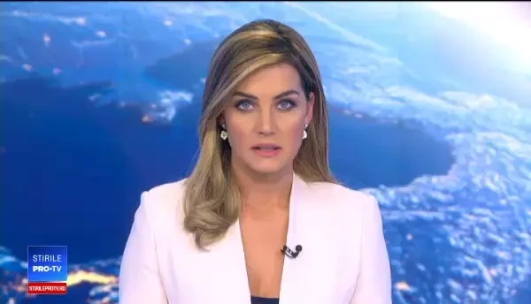 Fără permis auto și sub influența drogurilor, o tânără care conducea o mașină a lovit mai multe autoturisme