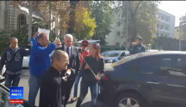 Președinții celor două Camere ale Parlamentului, la judecată. Dragnea, întâmpinat cu cătușe