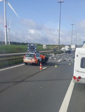 Opt români, implicați într-un accident grav, în Belgia. Trei sunt în stare gravă