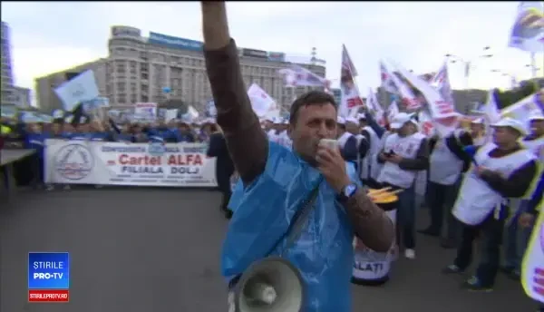 Proteste în București privind contribuțiile sociale. Tudose și Dragnea NU renunță la măsură