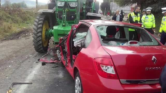 Accident cu 2 morţi într-un sat din Bacău
