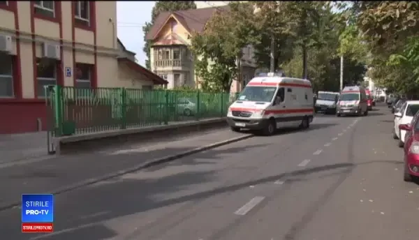 Șapte frați au ajuns la spital, după ce s-ar fi intoxicat cu monoxid de carbon