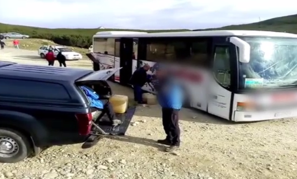 40 de copii din Capitală, blocați pe munte în autocarul cu care au călătorit