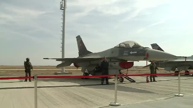 Ultimele trei aeronave F-16 Fighting Falcon au intrat în dotarea Armatei Române