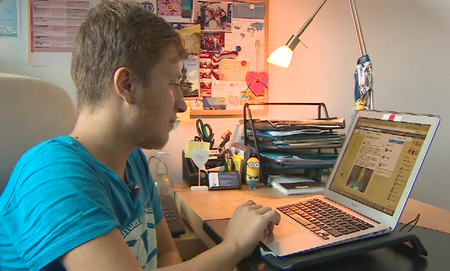 Elevii români pot studia, timp de un an, în SUA. Cursurile și cazarea, gratuite