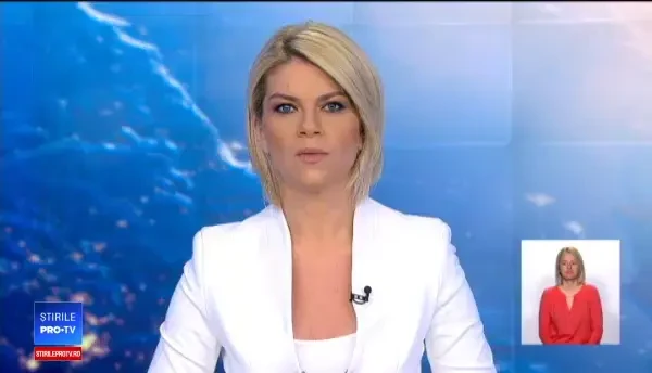 Impact între o mașină și un autocar cu turiști canadieni: 2 morți