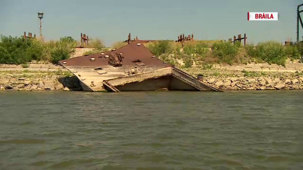 Porturile României sunt ruinate. Navele nu acostează, iar turiştii le evită