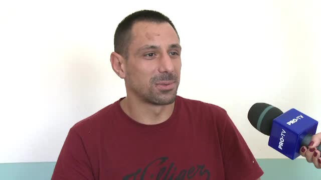 Un bărbat susține că a fost lovit de 2 polițiști: ”M-au bătut şi am leşinat”