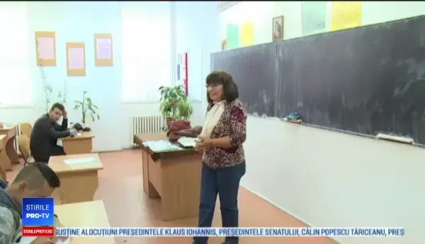 Peste 285.000 de șomeri fără studii medii sau superioare. Ce opţiuni au