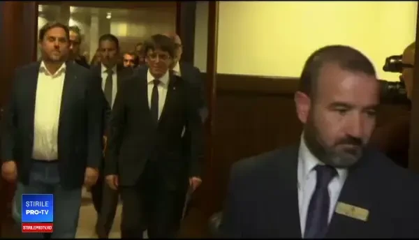 Spania îi cere liderului catalan să confirme dacă a declarat sau nu independența